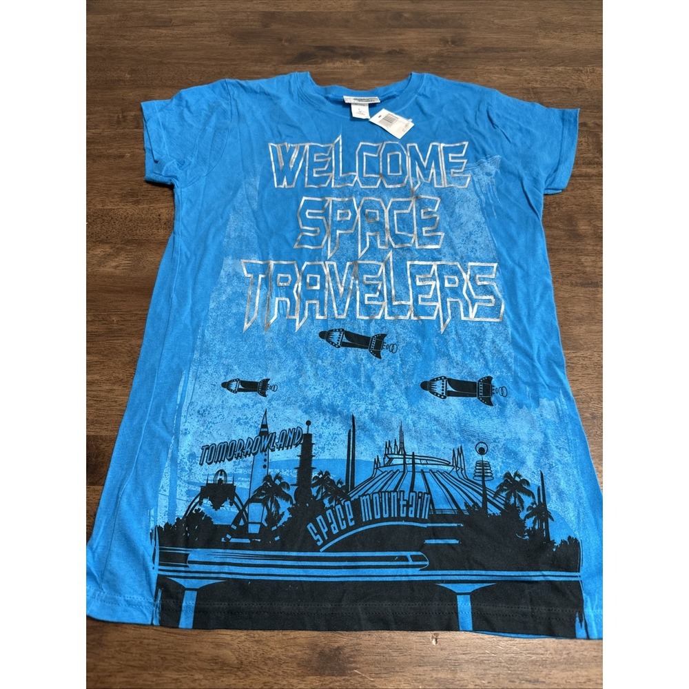Disneyland Resort Walt Disney World  T Shirt Tomorowland Welcome Space Invaders